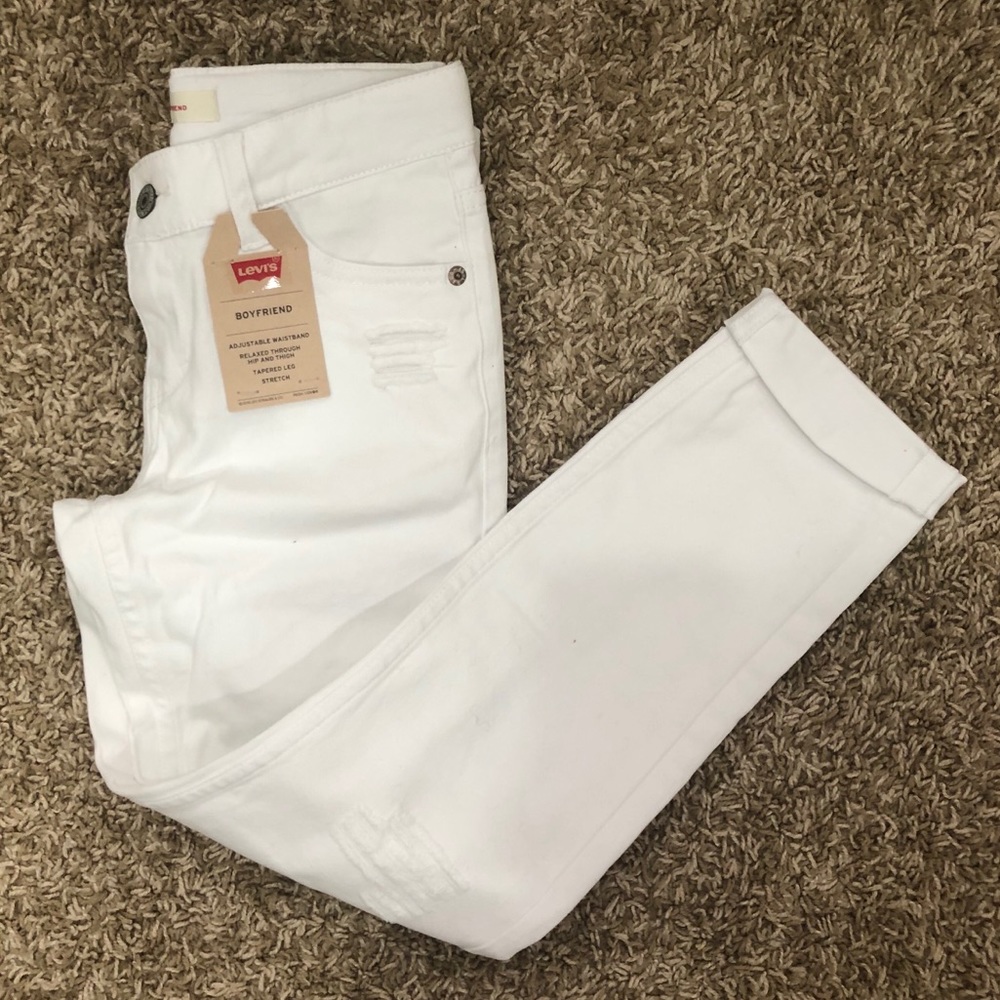 Levi’s girls’ boyfriend fit distressed jeans